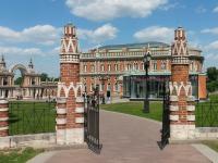 Лучшие усадьбы Москвы. В "Царицыно" - единственная поездка в этом году.